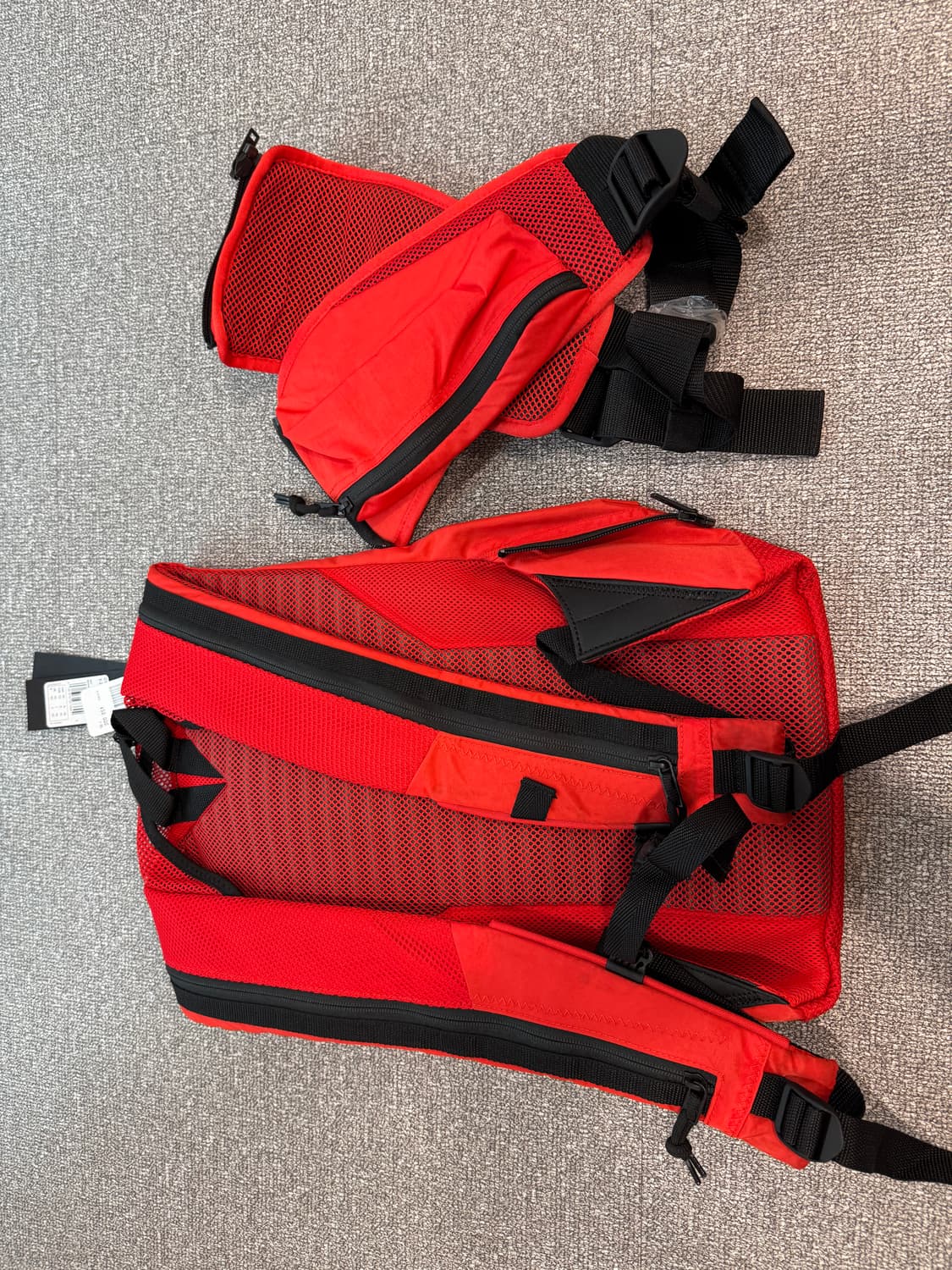 Y-3 요지야마모토 메쉬 러닝 백팩  상품이미지4