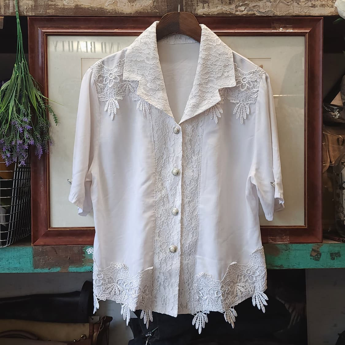 90s 유럽 빈티지 로맨틱 화이트 플라워 자수 반팔 셔츠 프렌치 블라우스 상품이미지1