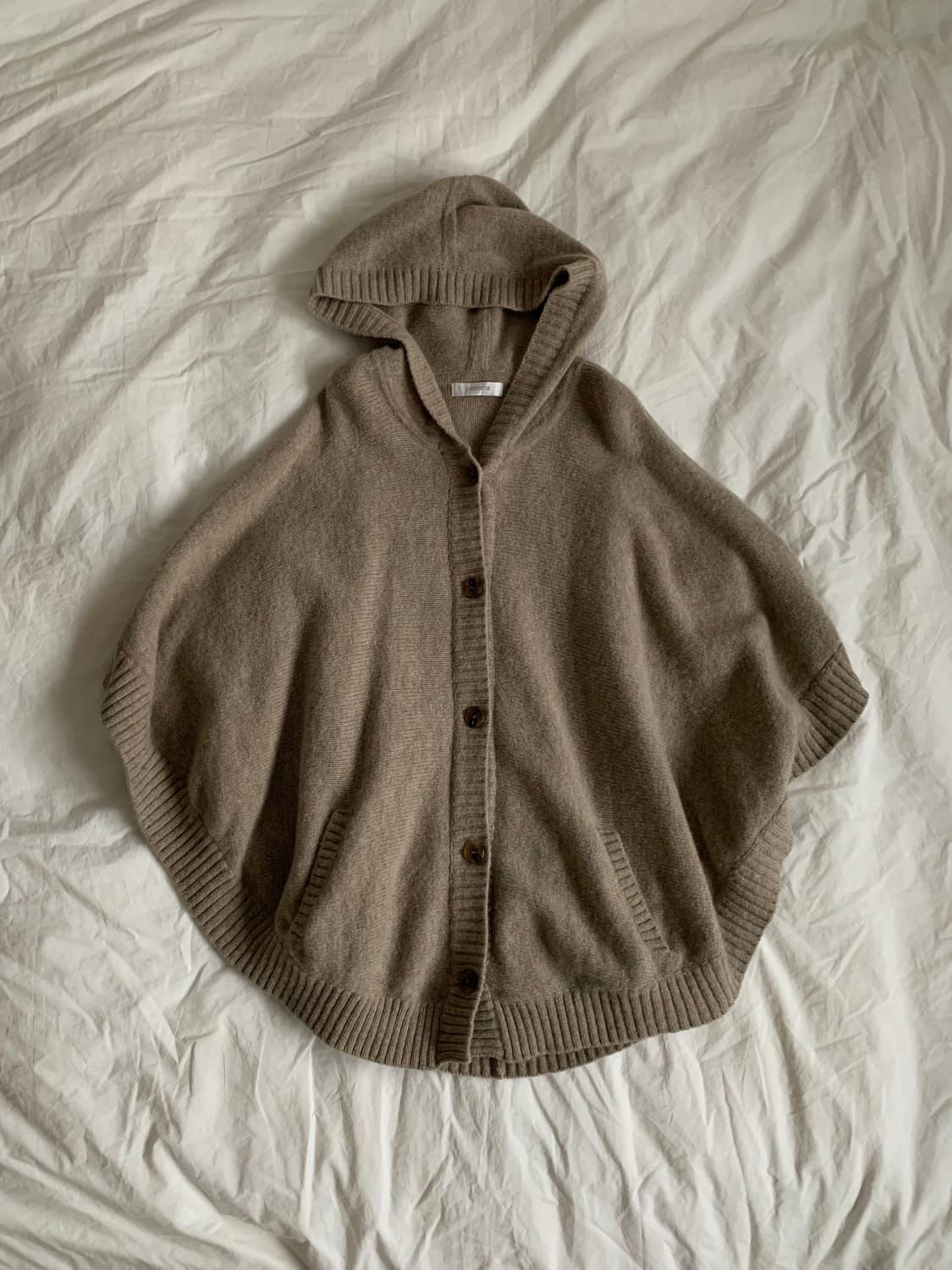 베이지 오버 케이프 상품이미지1