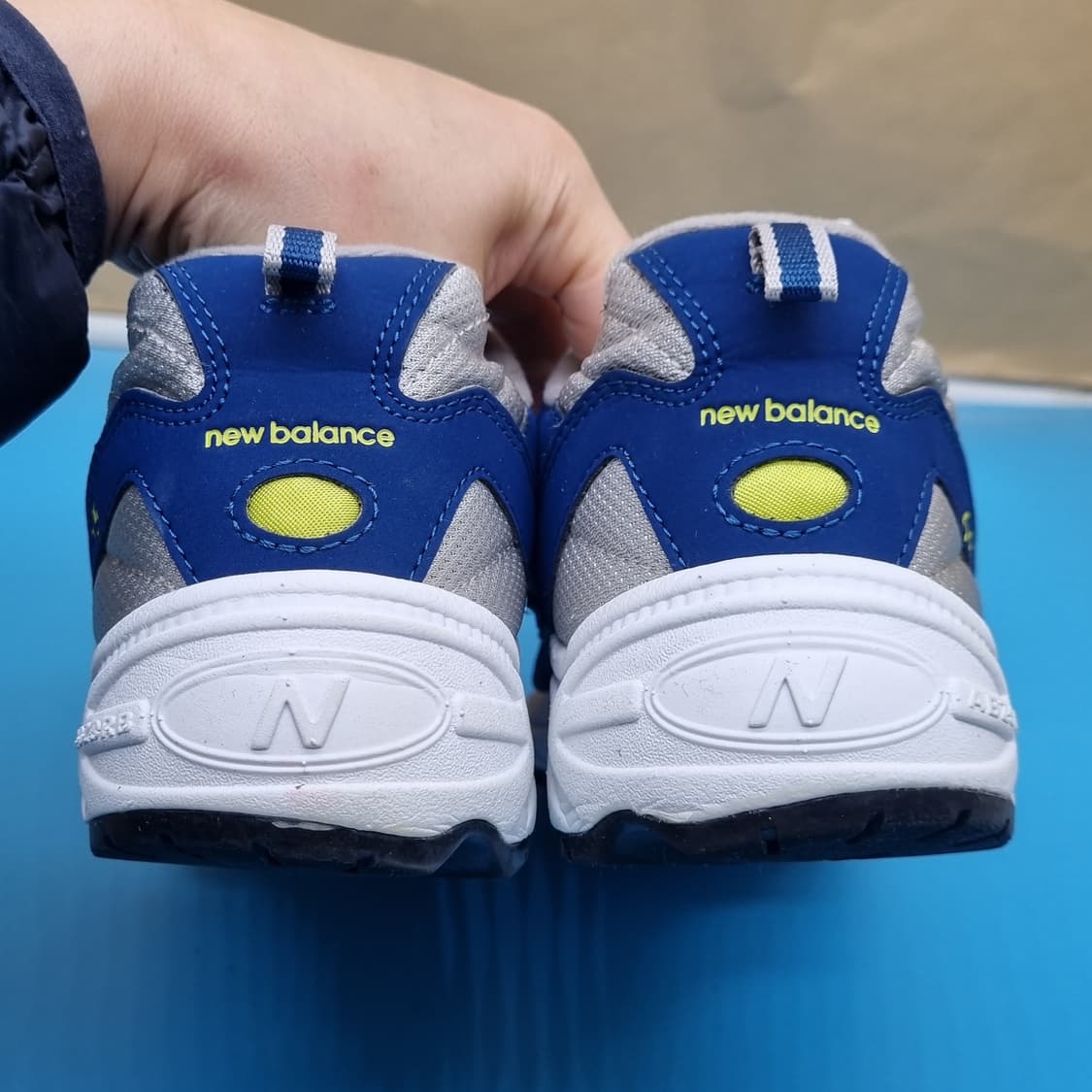 뉴발란스 615 여성운동화230  상품이미지4