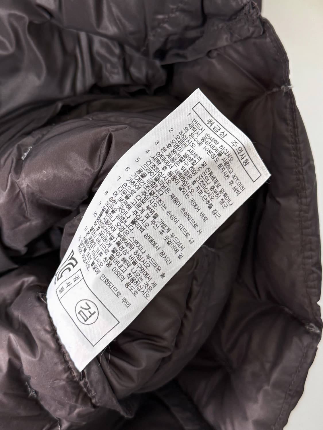 몽벨 브라운 구스다운 경량 패딩 상품이미지5