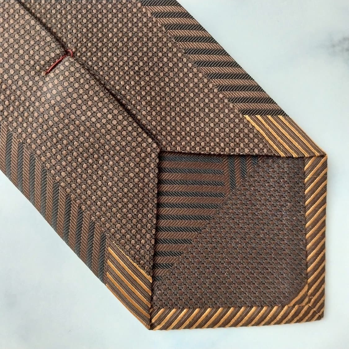 MCM 실크 브라운 스트라이프 넥타이 9.5cm A+등급 K1583
 상품이미지10