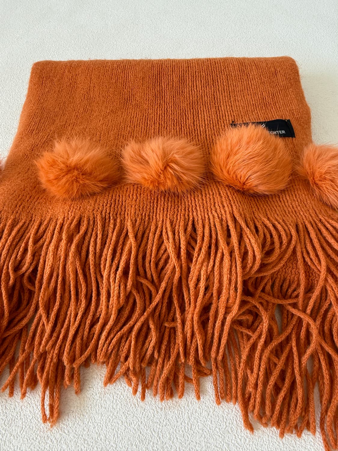 Pre owned 레빗퍼 머플러 상품이미지5