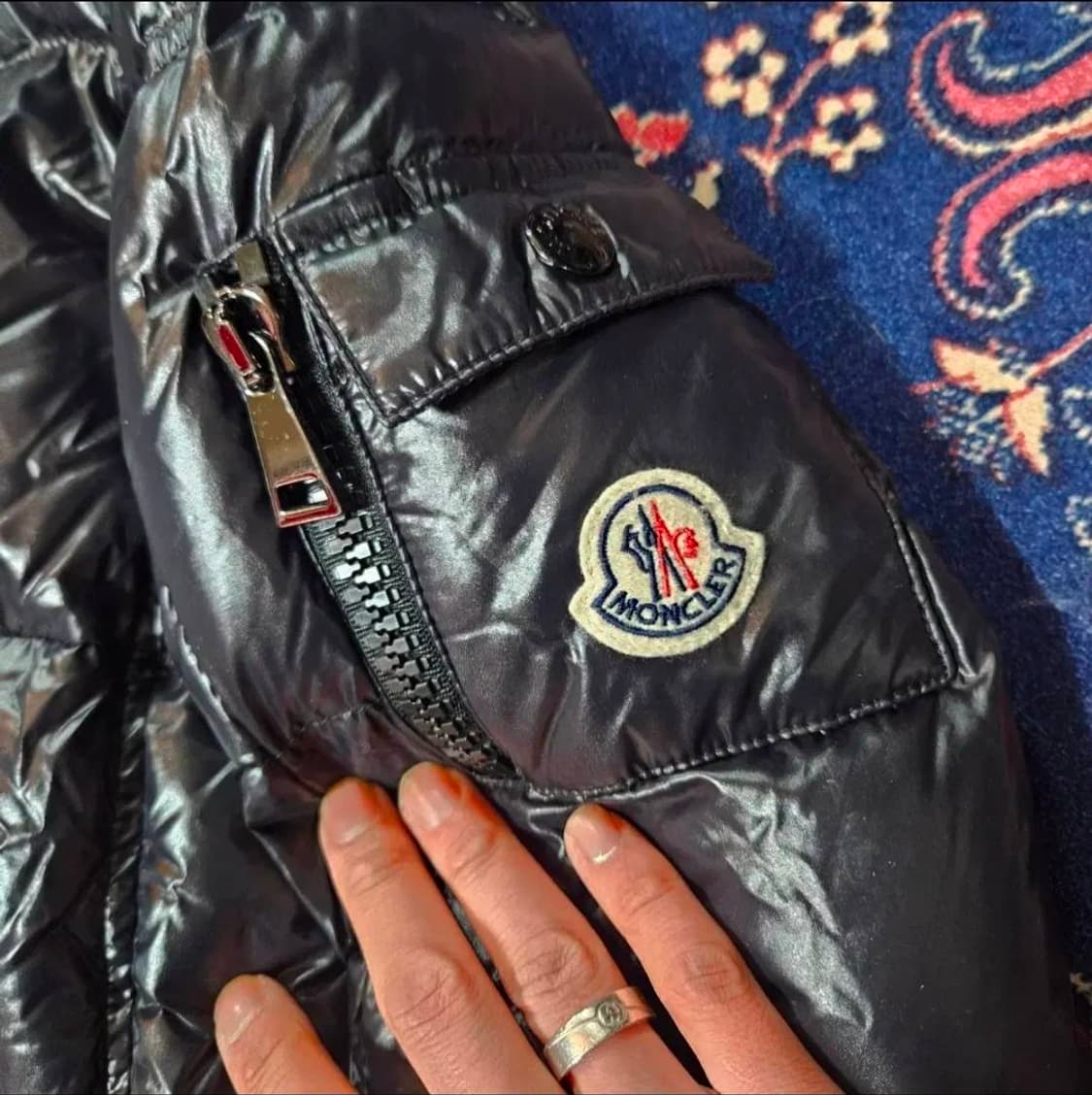 몽클레어(MONCLER) 모야돈스 유광 패딩 0size 상품이미지5