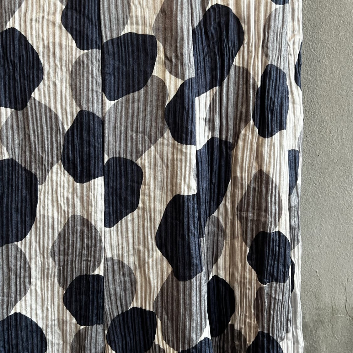 아르마니 페블 플리츠 스커트 상품이미지4