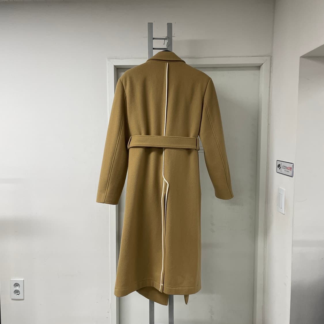 앤더슨벨 벨티드 코트 M 상품이미지5