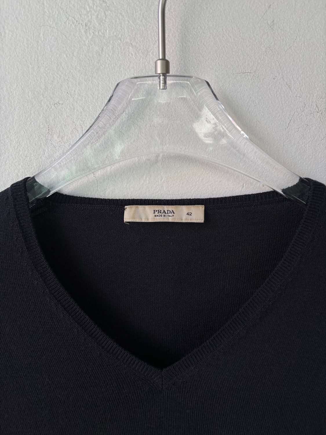 프라다 90s 엑스트라 파인 브이넥 스웨터 상품이미지5