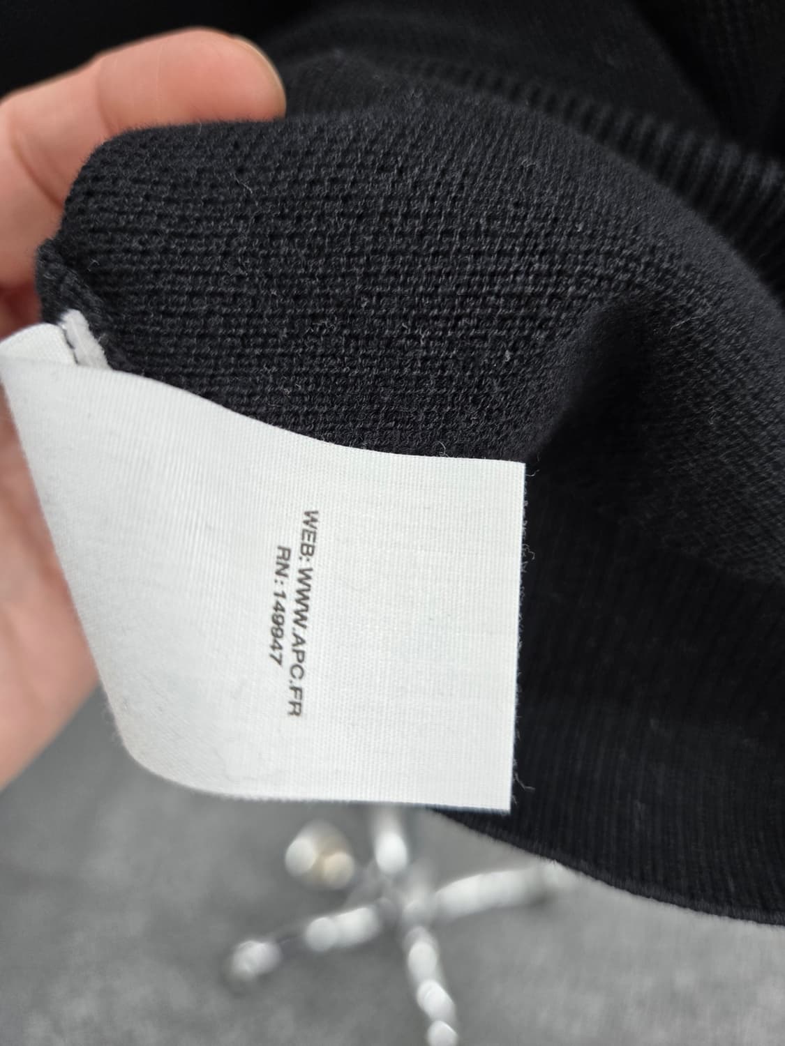 [L] 아페쎄 A.P.C 피케 카라티 블랙 상품이미지4