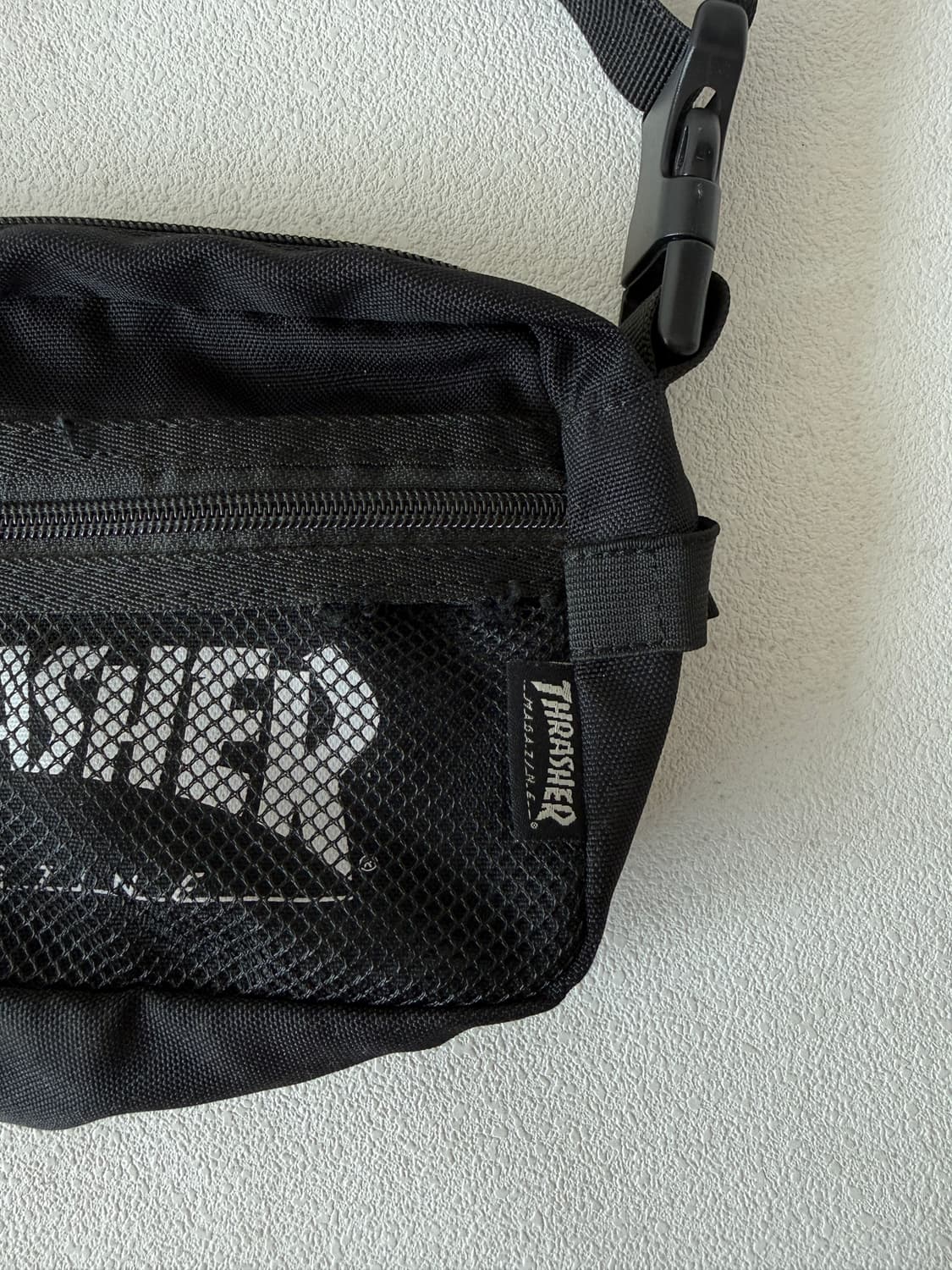 트래셔(THRASHER) 미니 크로스백 상품이미지3