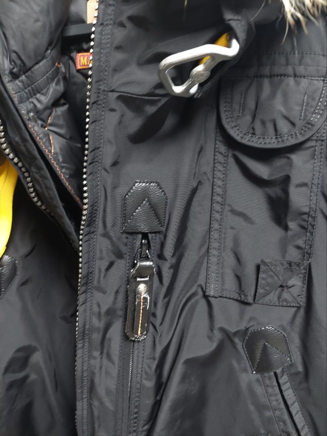 파라점퍼스 고비 블랙 패딩 점퍼 상태최상 M 상품이미지4