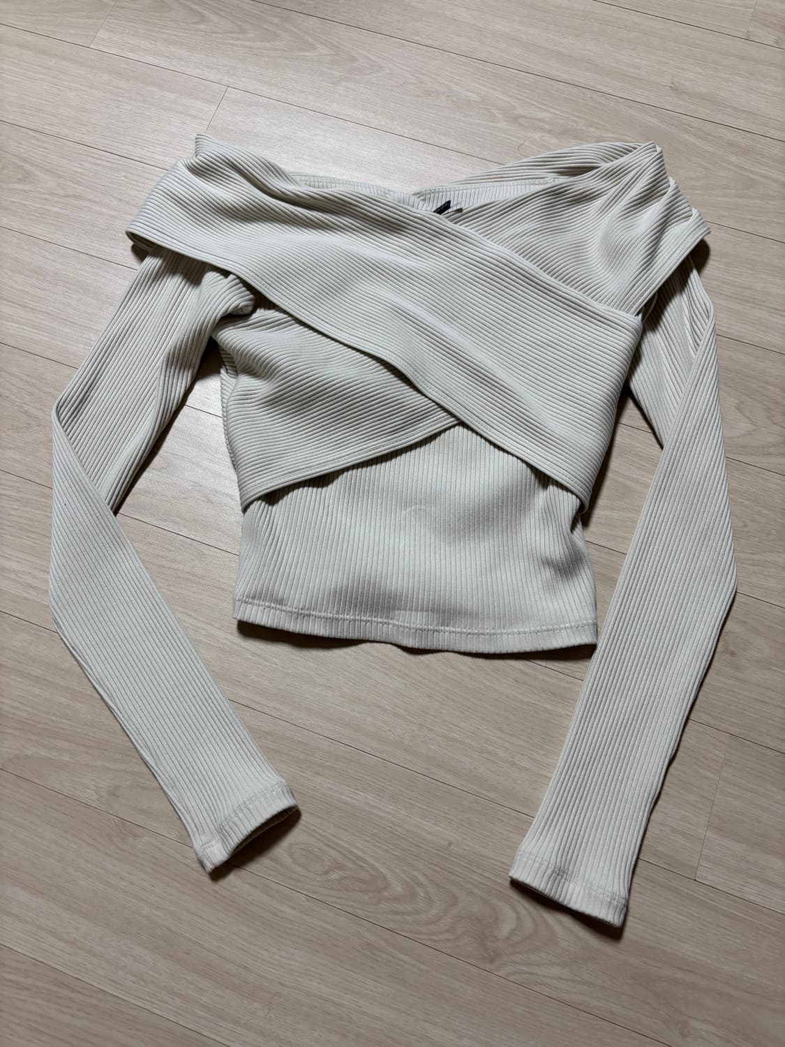 폴로랄프로렌 오프숄더 니트 | 쓰리타임즈 허그유어스킨 코이세이오 보헤미안 상품이미지3