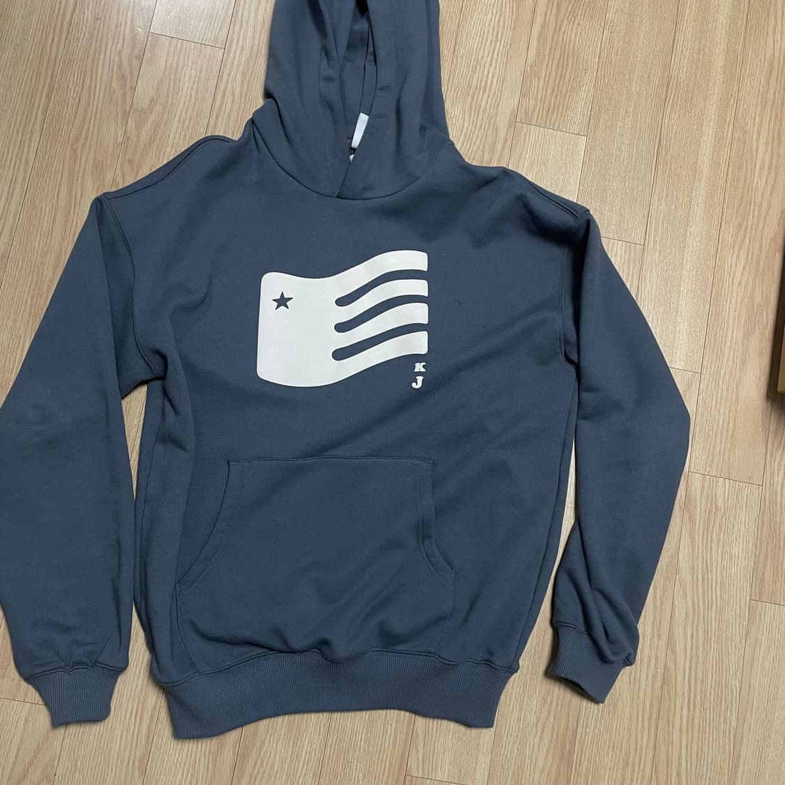 기준 플래그 후드티 차콜 M 상품이미지2