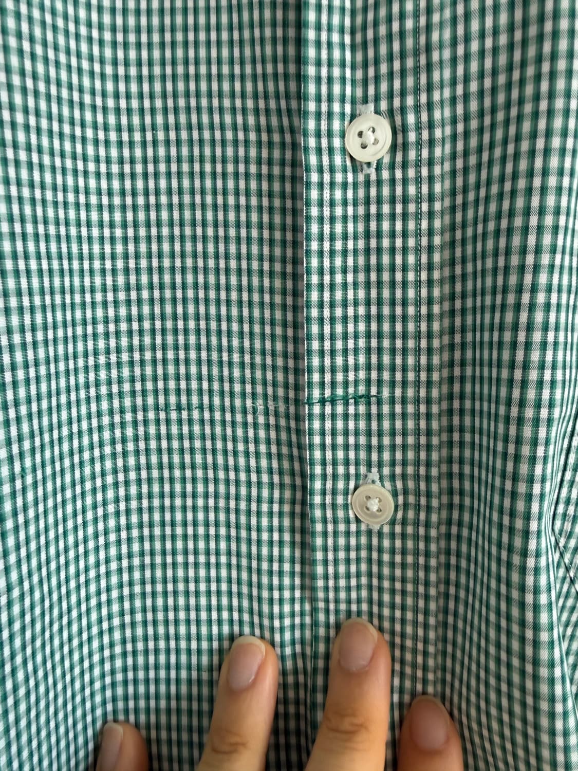 폴스미스(Paul smith) 깅엄체크 셔츠(단추라인 부분 원단 손상) 상품이미지6