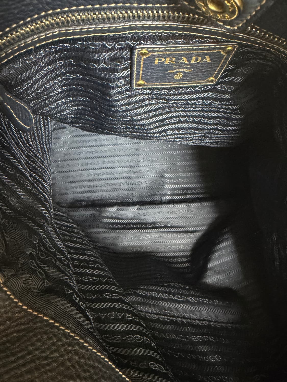 정품 프라다 포코노 숄더백 상품이미지6