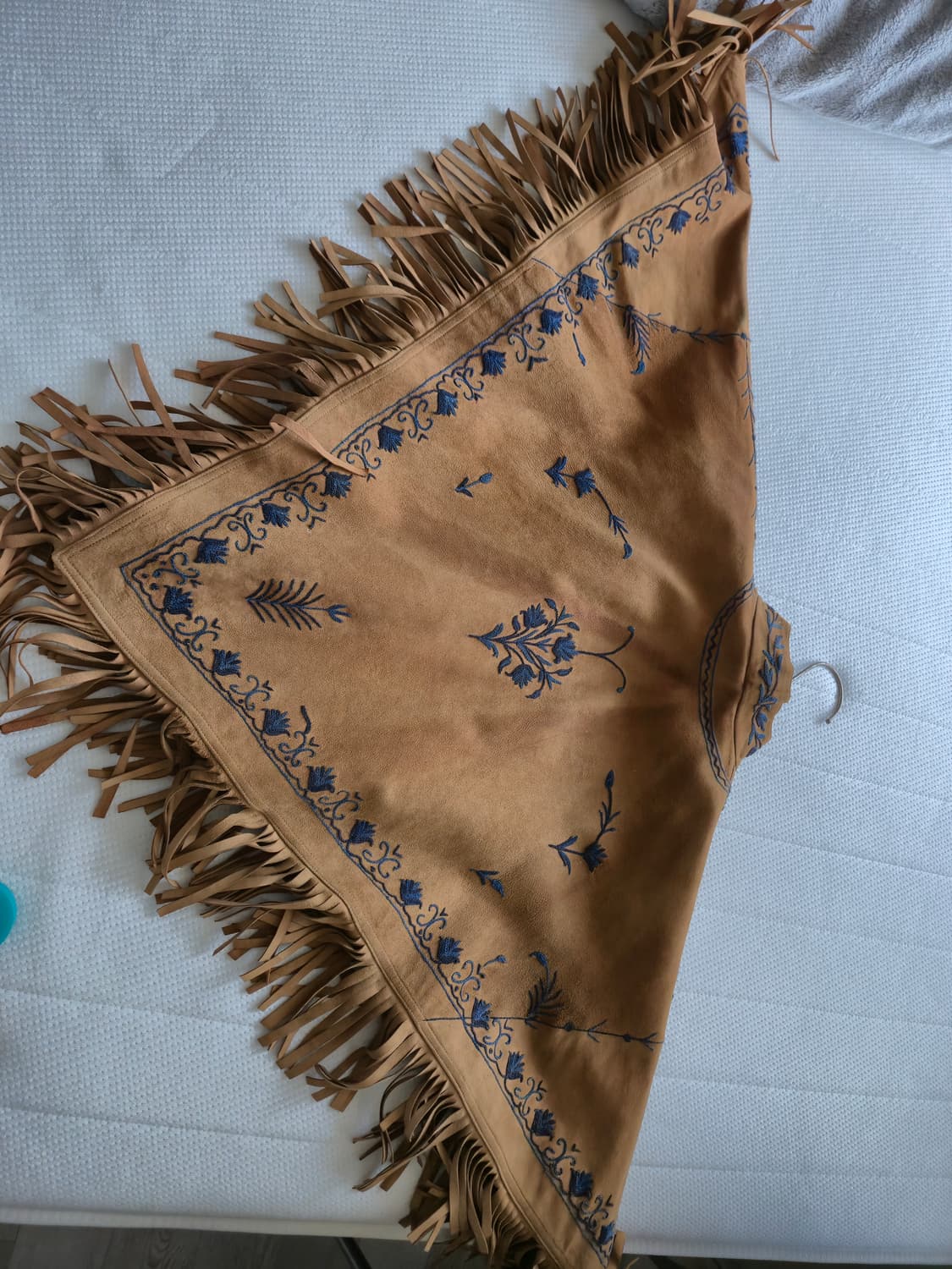 에코 스웨이드 자수 프린지 판초 상품이미지6