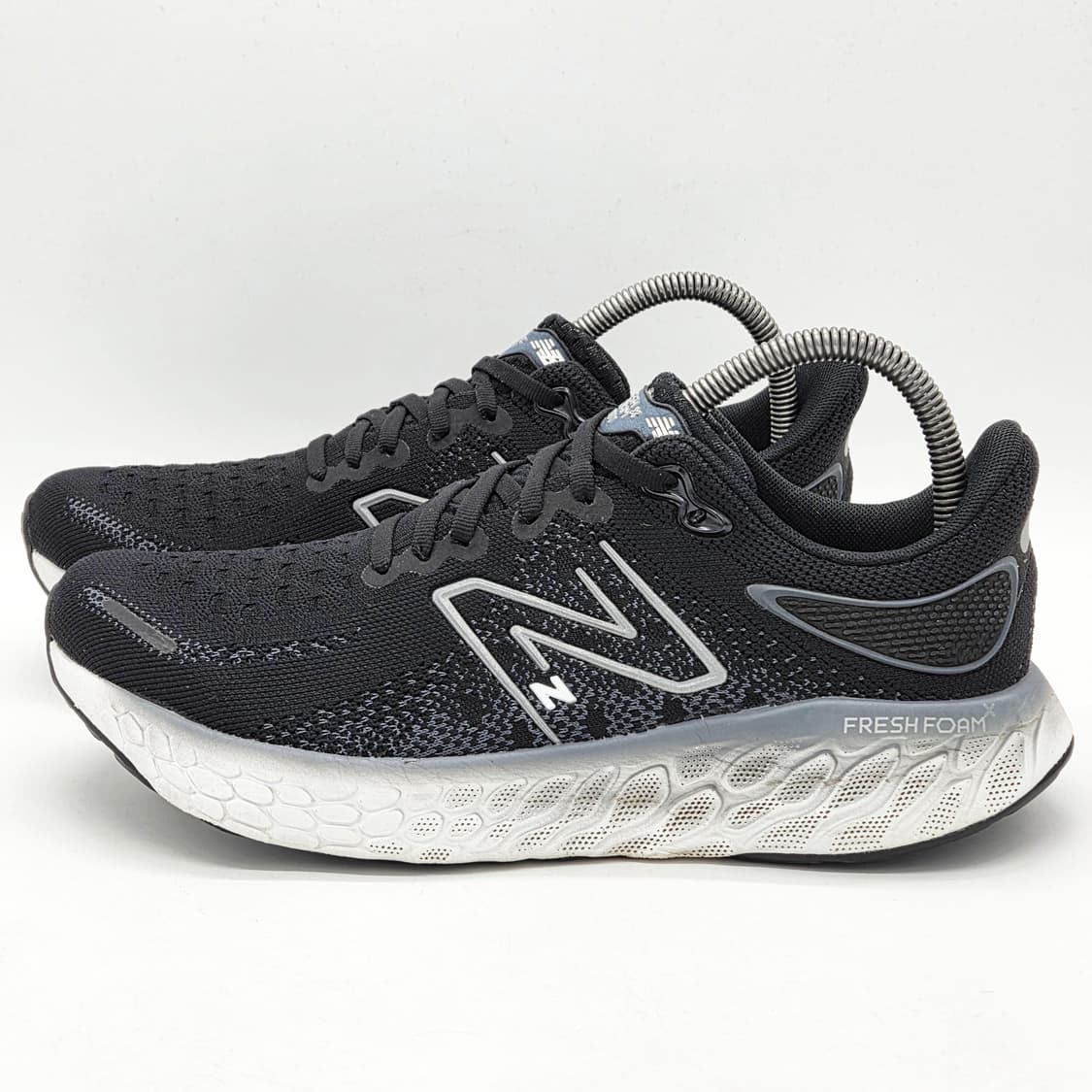 뉴발란스 프레쉬 폼 X 1080v12 블랙 (260 2E) 상품이미지1