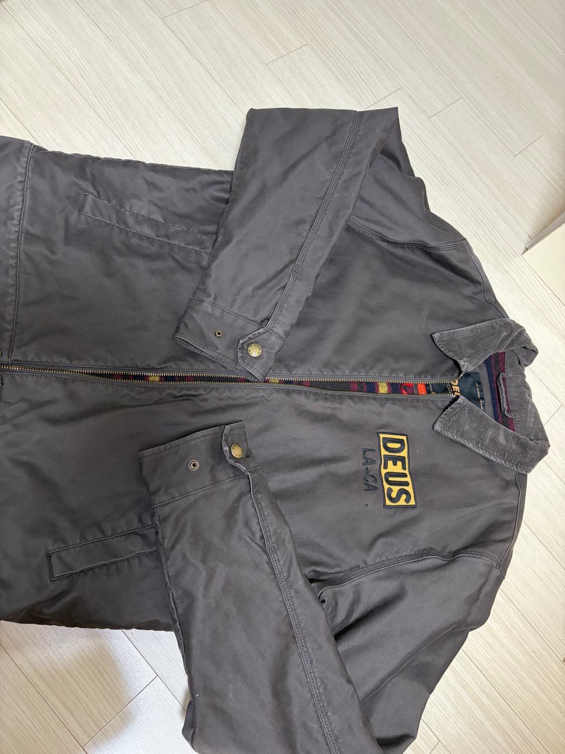 데우스엑스마키나 자켓 상품이미지5