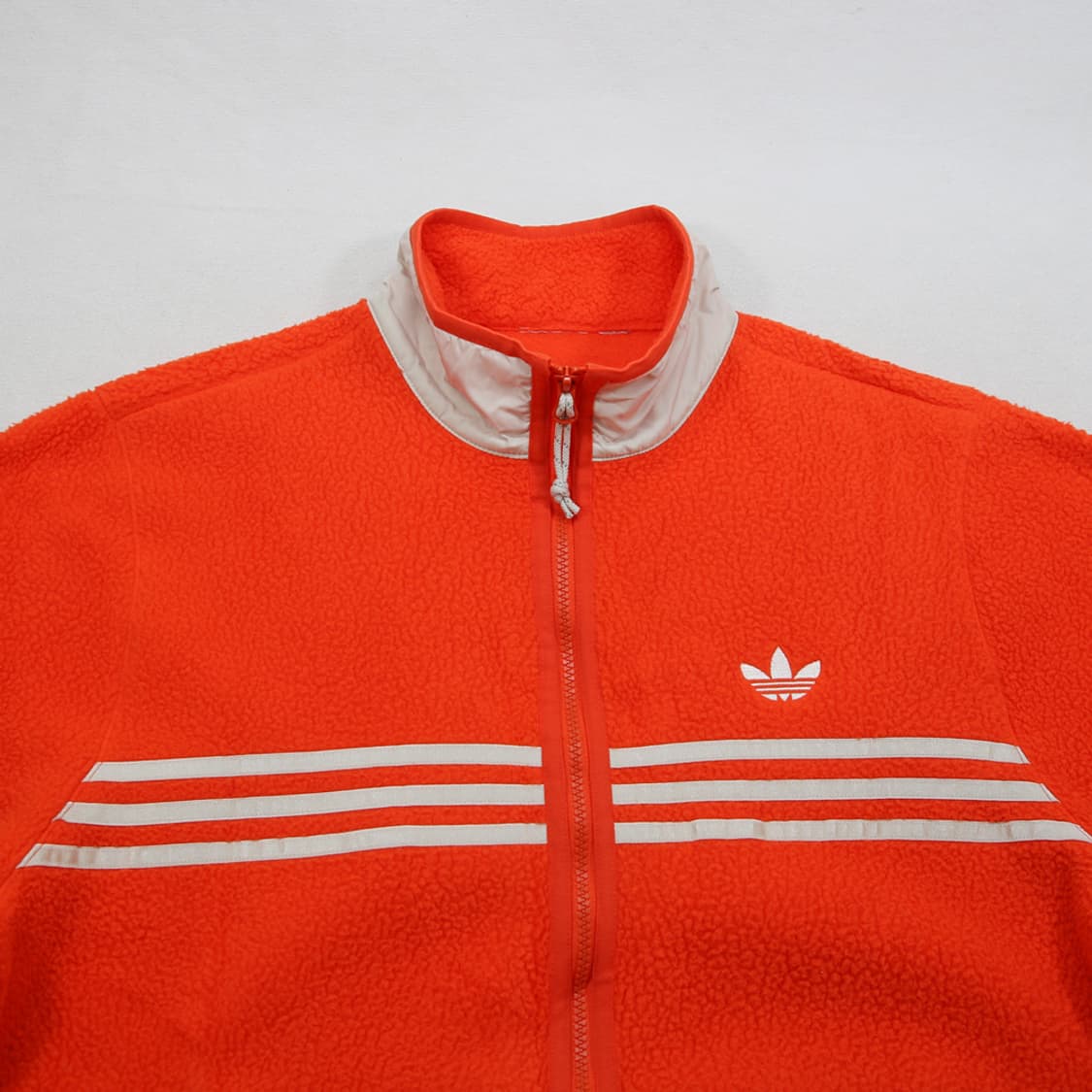 (착용컷) 아디다스 후리스 집업 (남성용 100-103) 상품이미지4