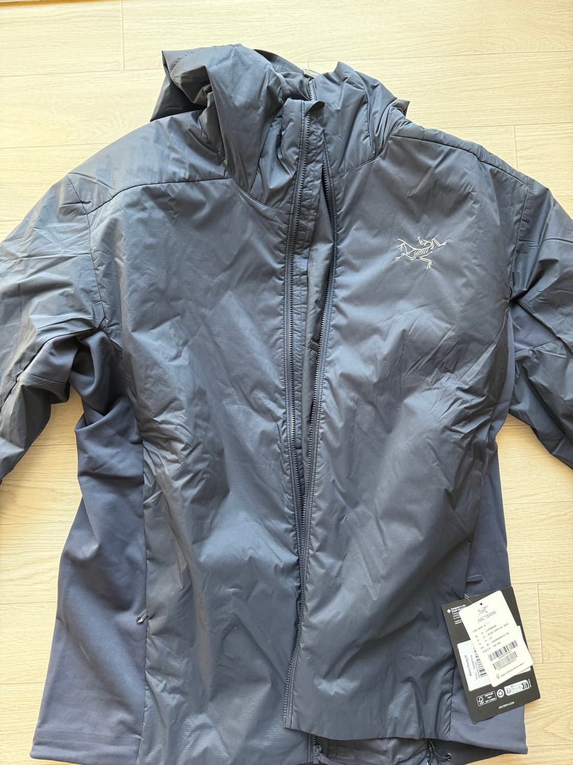 아크테릭스 아톰 후디 블랙 사파이어 L 상품이미지2