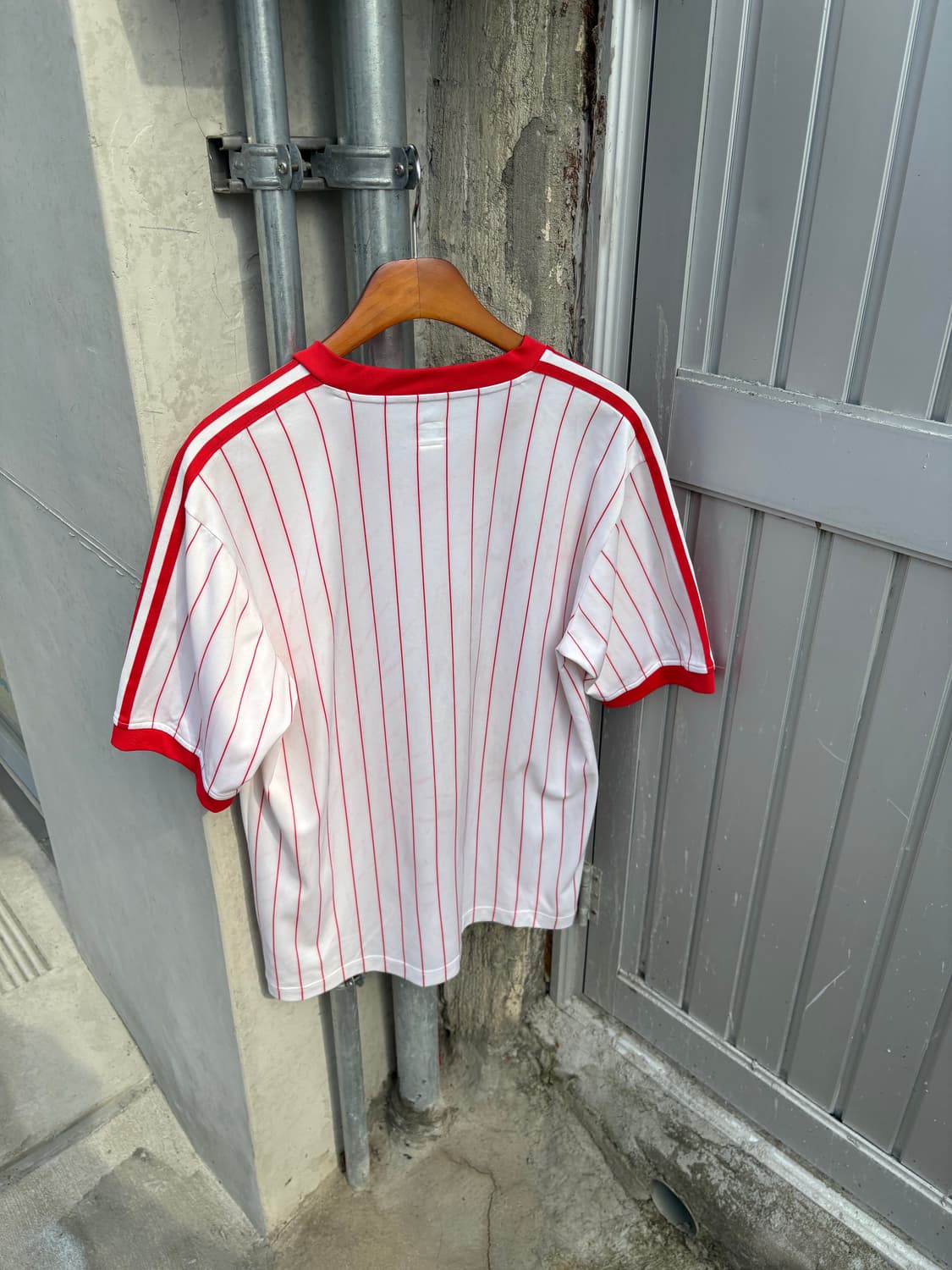 Adidas CCCP Red Stripe V Neck Shirt 상품이미지5