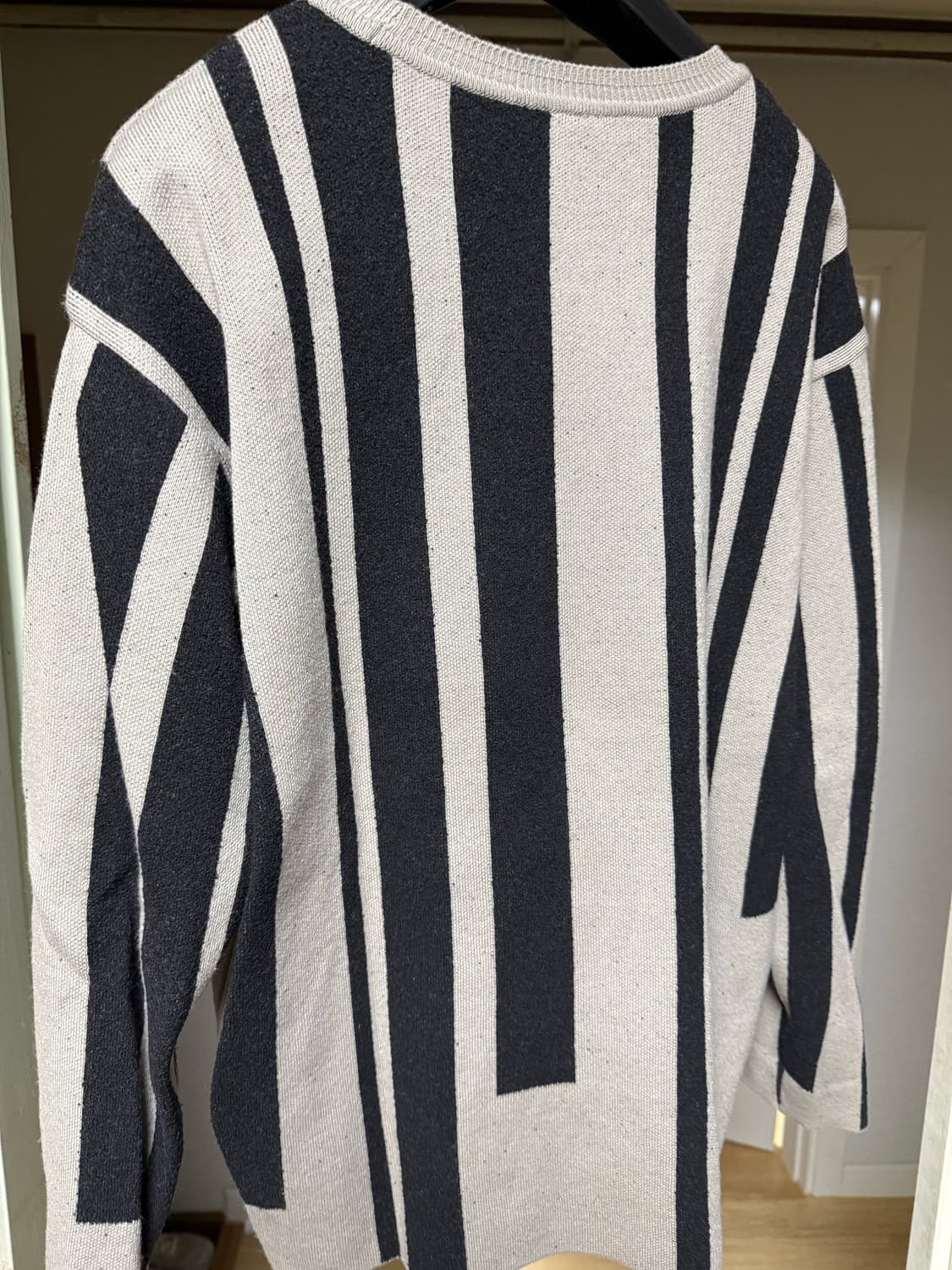 노이어 멀티 블럭 스트라이프 니트 (N18WKN02) 상품이미지3