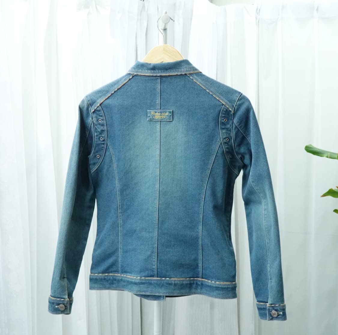 로데오(Rodeo) 여성 슬림핏 데님 자켓 1868 상품이미지3