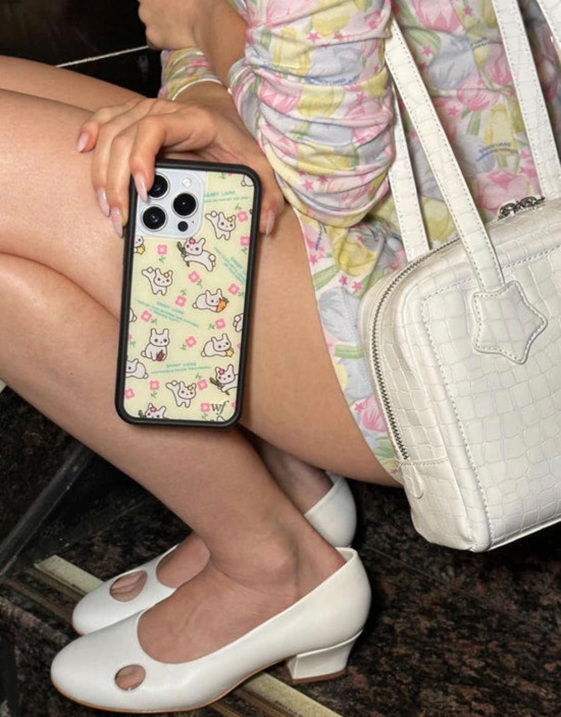 와일드플라워 샌디리앙 버니 기프트 랩 케이스 14프로 상품이미지5