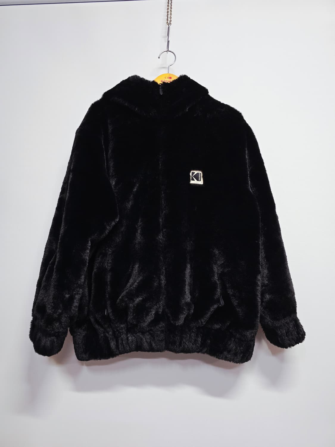 코닥 블랙 퍼 후드 집업 상품이미지1