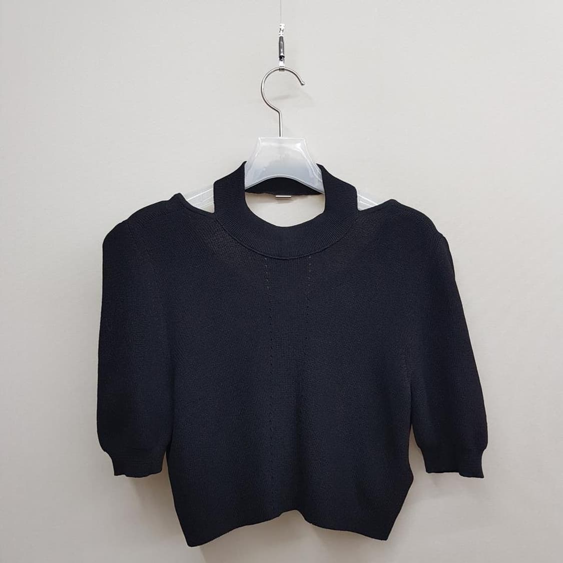 한섬 시스템 2022 컷아웃 하프넥 니트 탑 95사이즈 상품이미지3