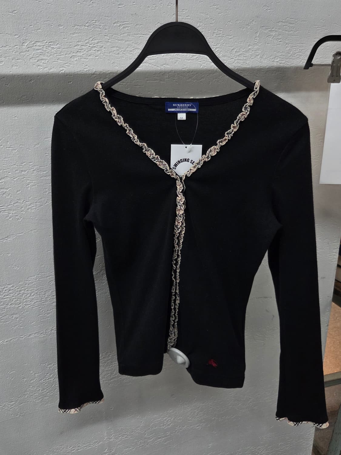 Burberry 버버리 블랙 프릴가디건 상품이미지1