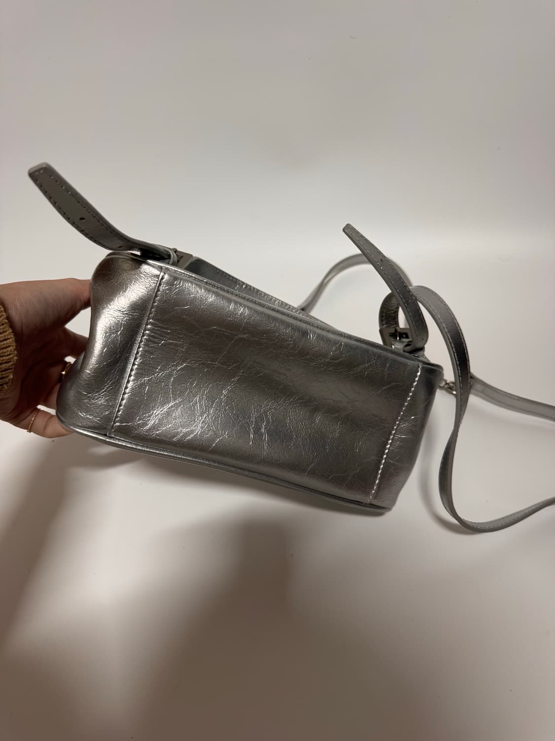 아포아 파오 체인 백팩 실버 상품이미지2