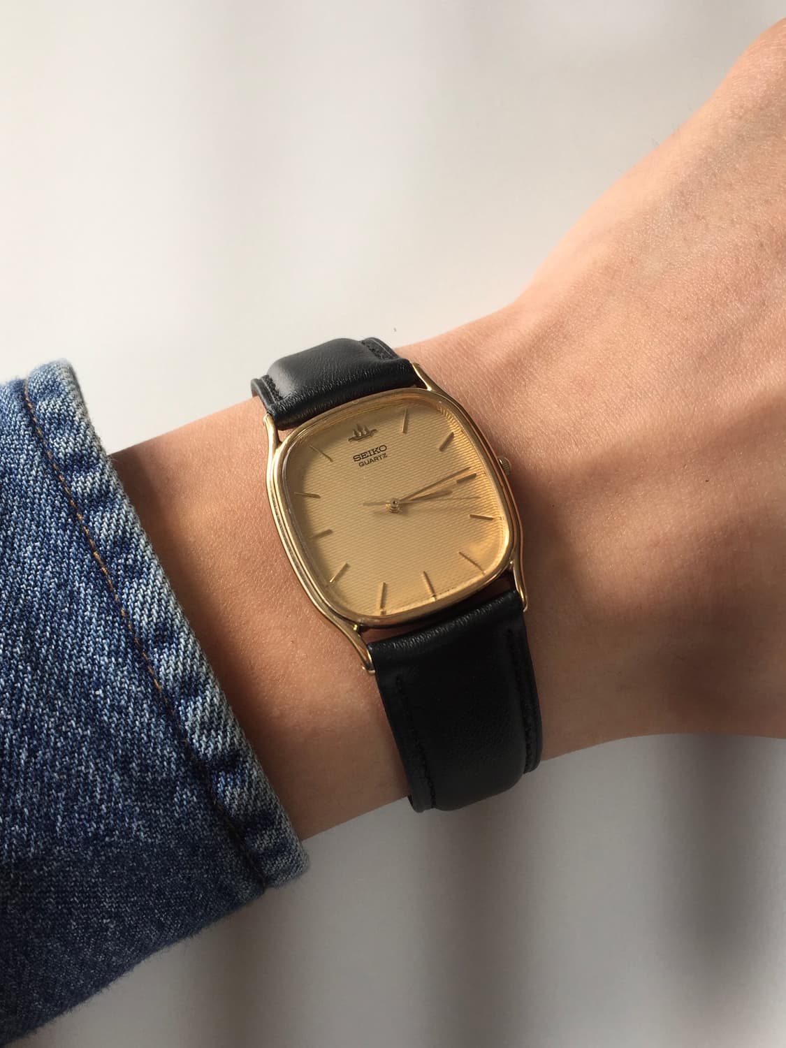 90s seiko gold 3d dial quartz 상품이미지1