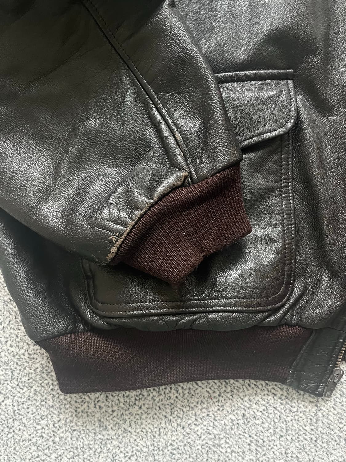 엘엘빈 USA A-2 가죽 봄버 자켓 XL Tall 상품이미지4