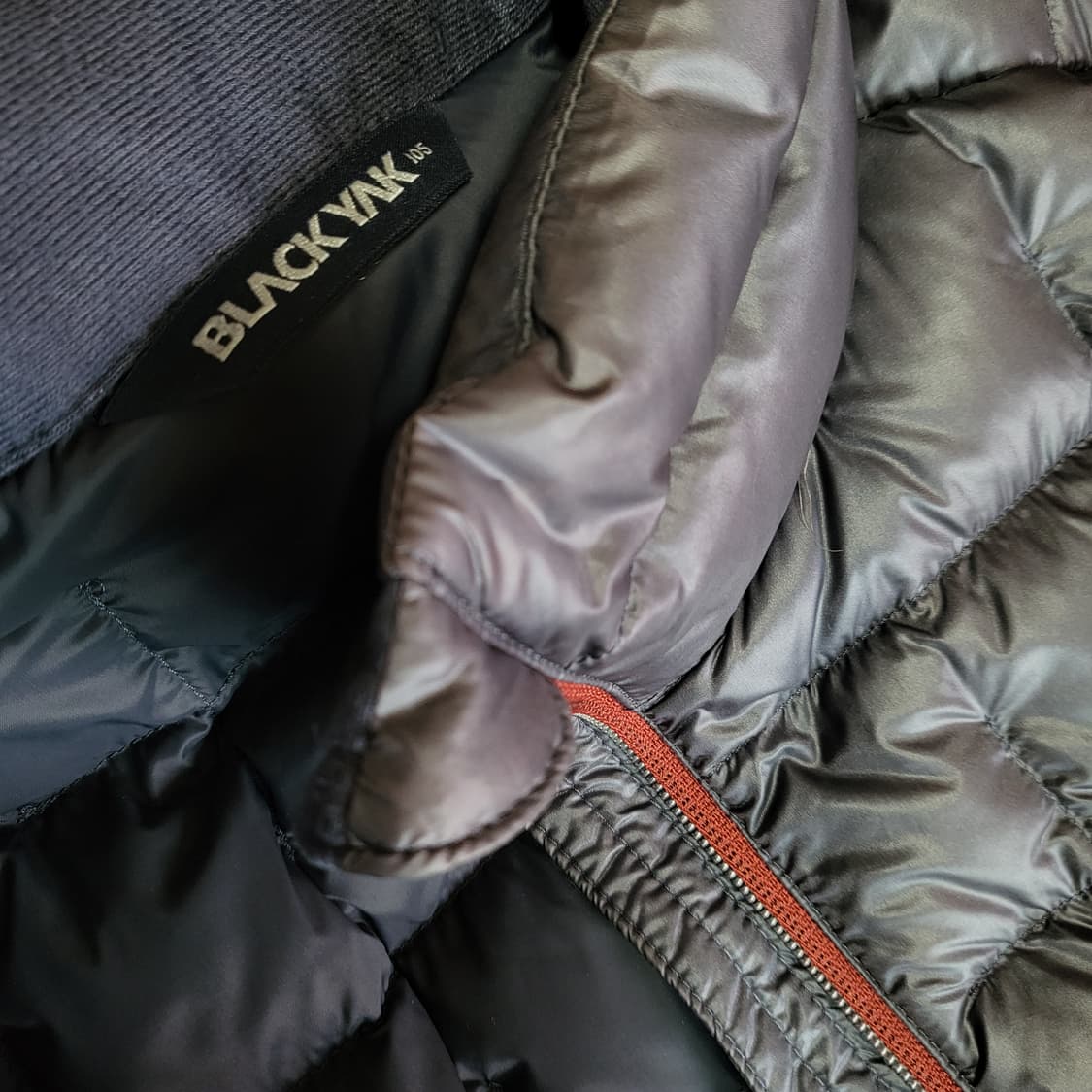 블랙야크 구스다운 경량패딩잠바 100-105 거위털점퍼 상품이미지7