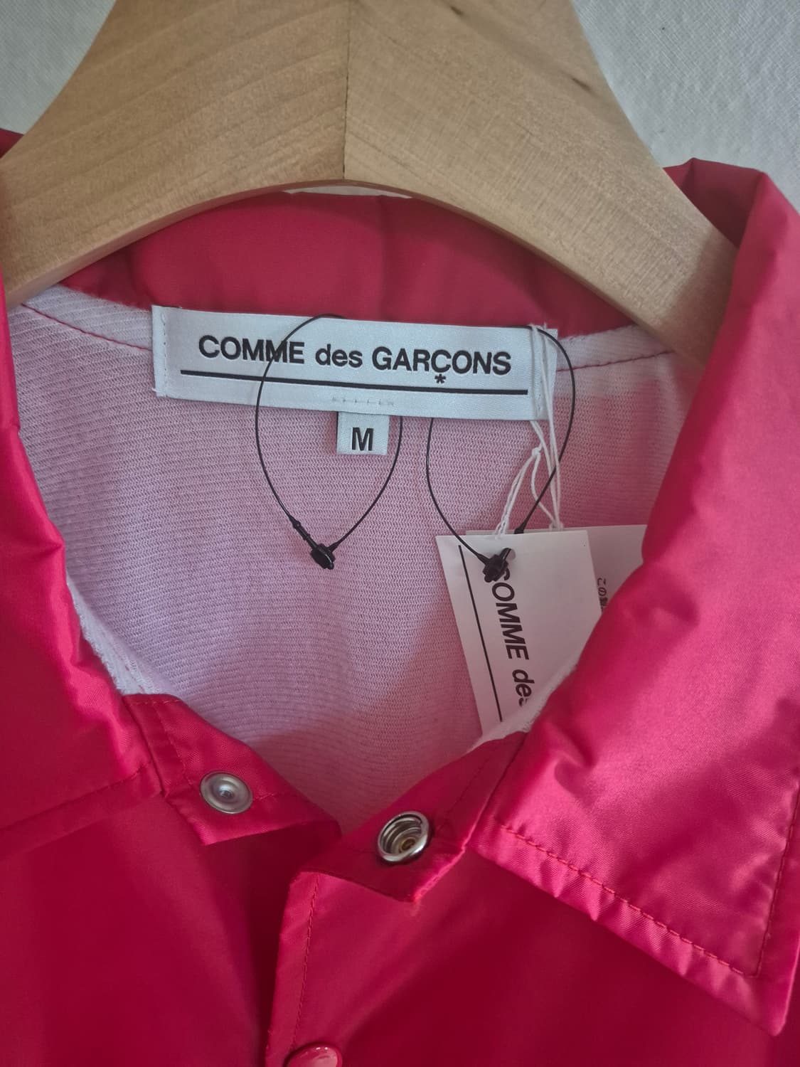 꼼데가르송 블랙앤핑크팝업 한정 코치자켓 상품이미지5