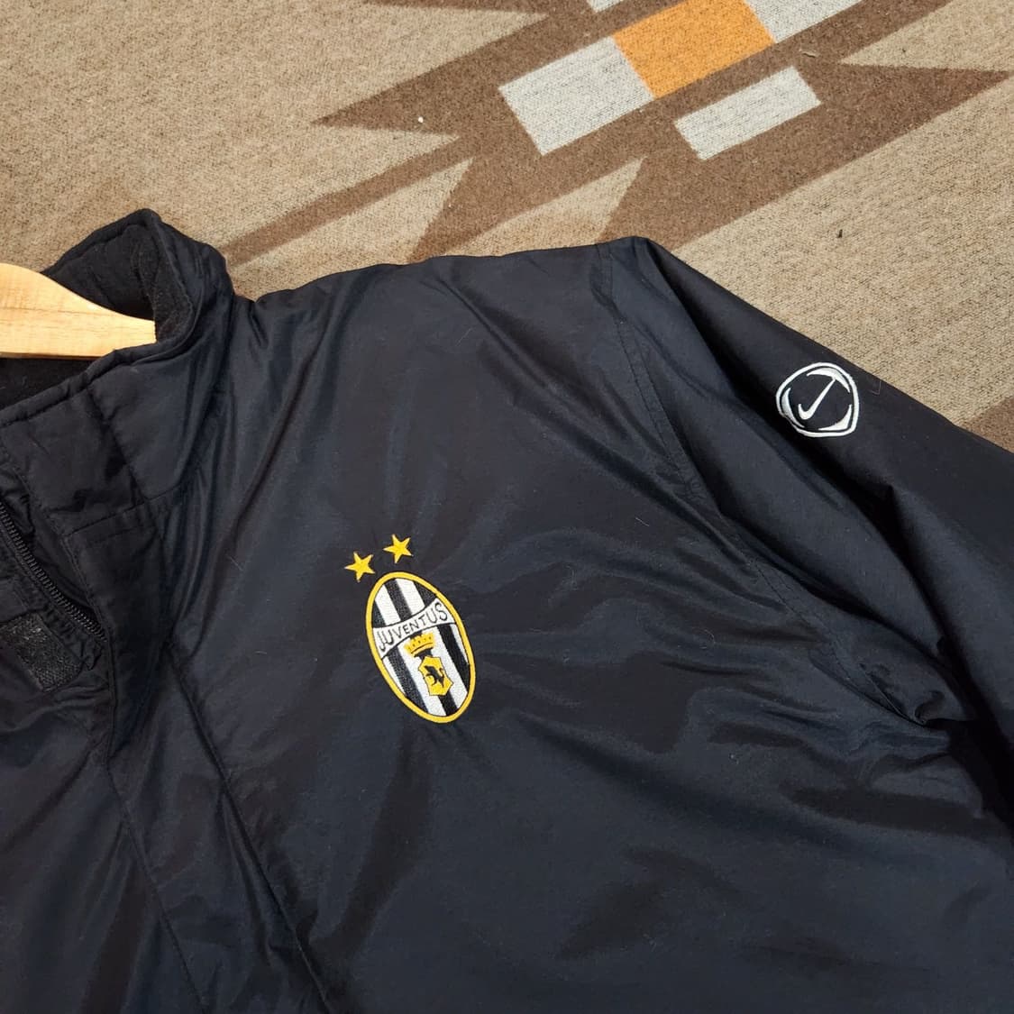 유벤투스 나이키 00s 패디드 미드필드 자켓 L 105 상품이미지2