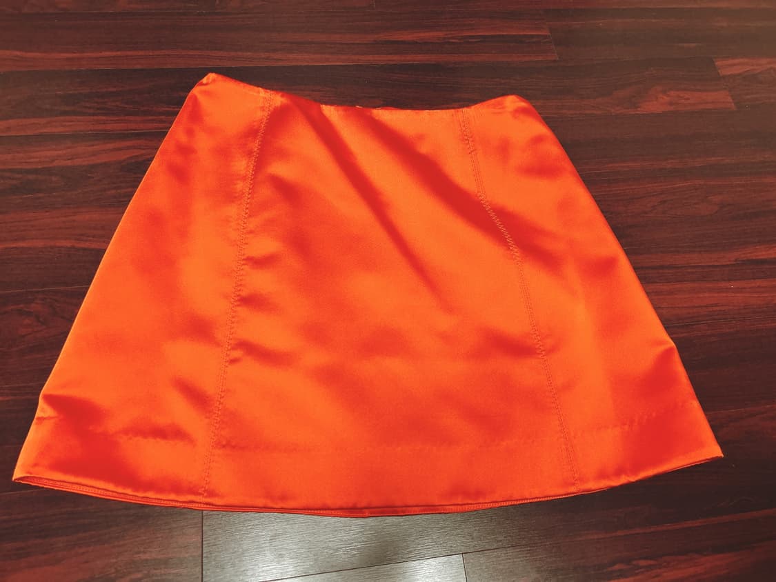 아르켓 새틴 미니 스커트 오렌지 컬러 arket  상품이미지1