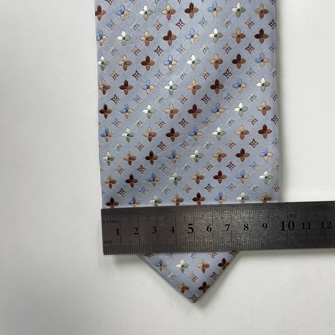 루이비통 (LOUIS VUITTON) 모노그램 명품 정품 넥타이 상품이미지8