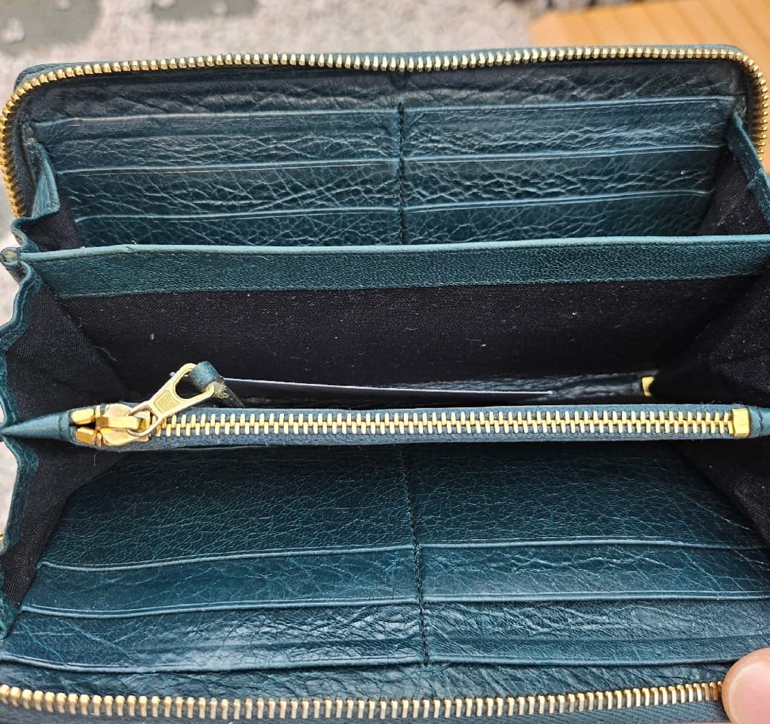 [정품] 발렌시아가 모터사이클 레더 골드 장지갑
 상품이미지3