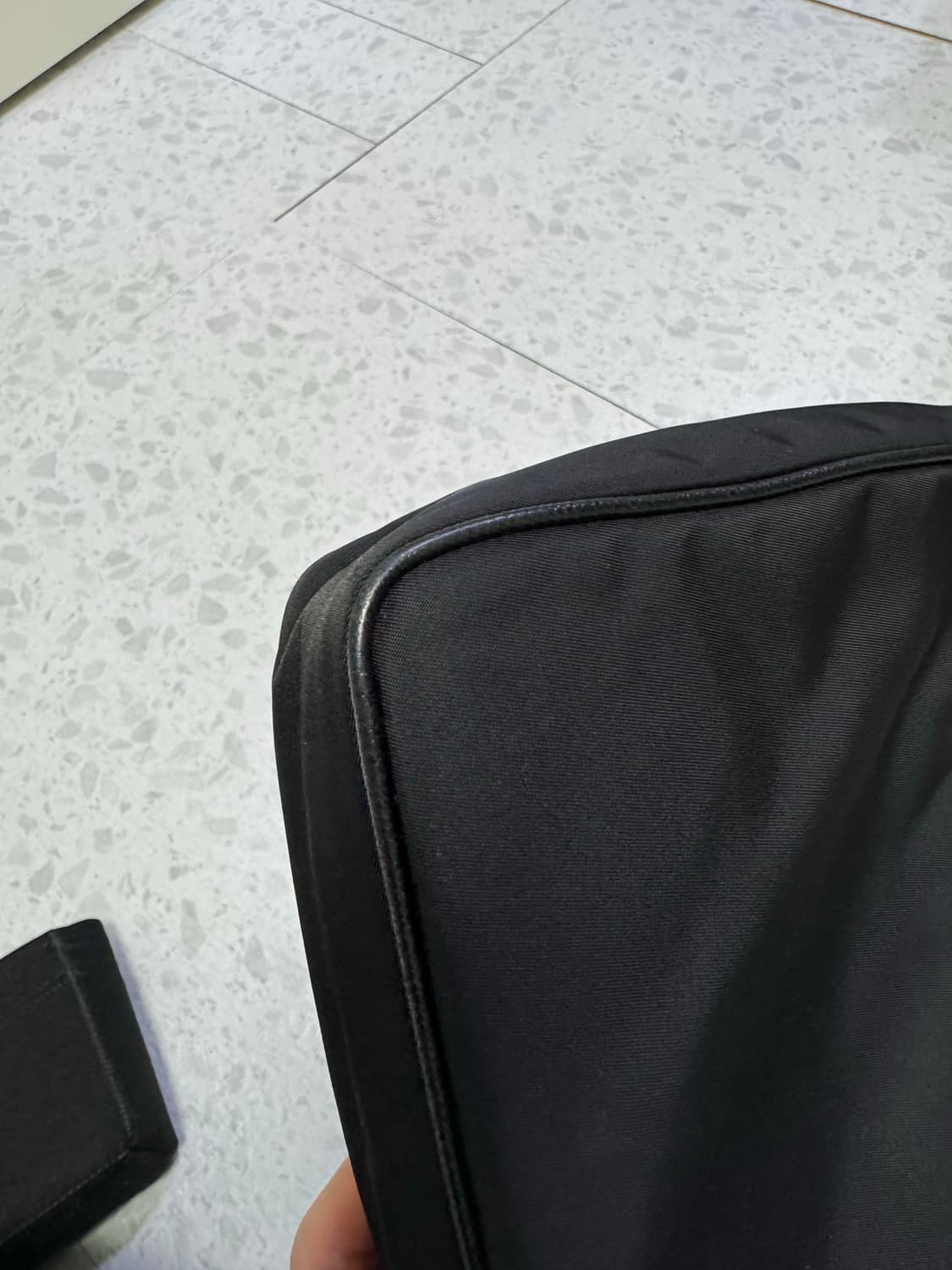 프라다 리에디션 2005 리나일론 호보백 상품이미지10