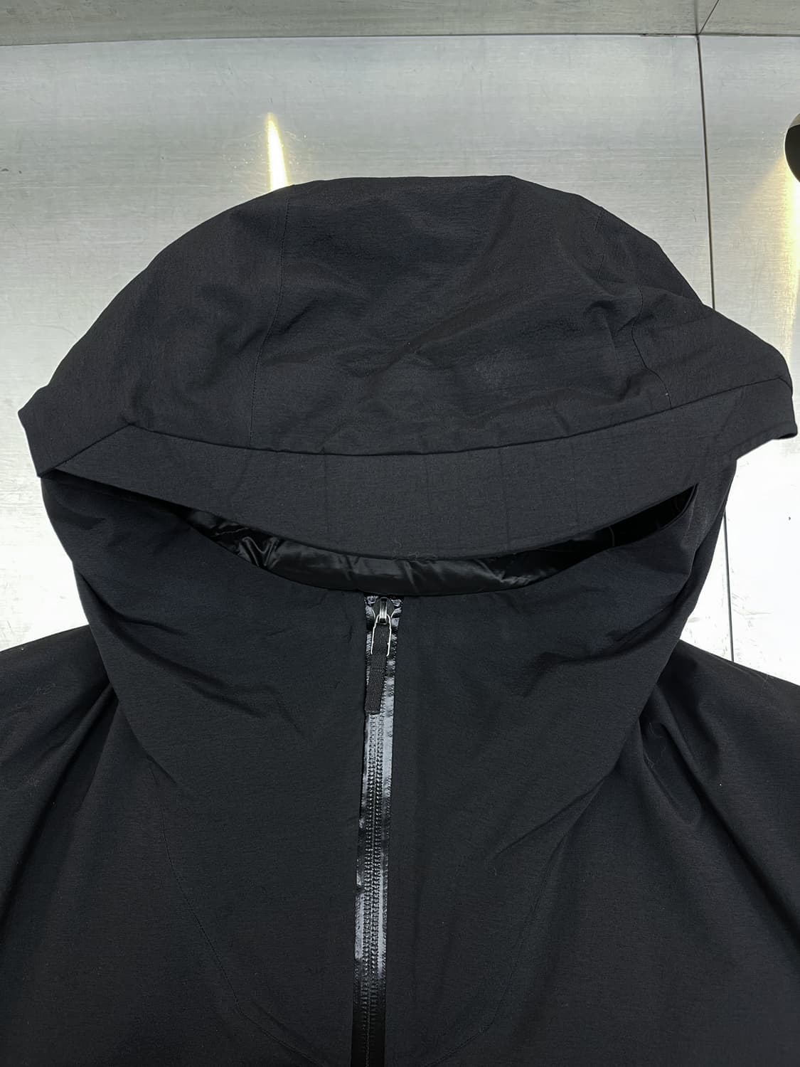 아크테릭스 베일런스 모니터 다운 자켓 상품이미지4