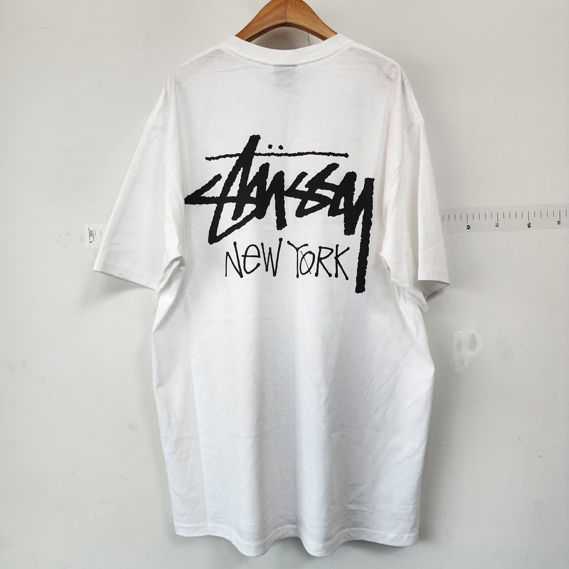 스투시 뉴욕 로고 반팔 티셔츠 화이트 상품이미지3