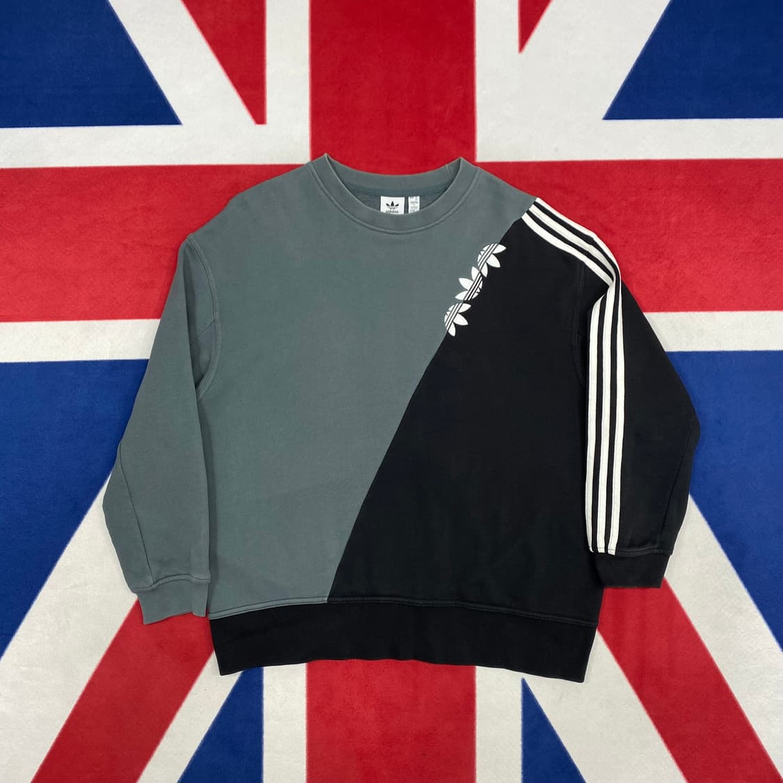 아디다스 오버핏 맨투맨 S 실측 M -L  상품이미지1