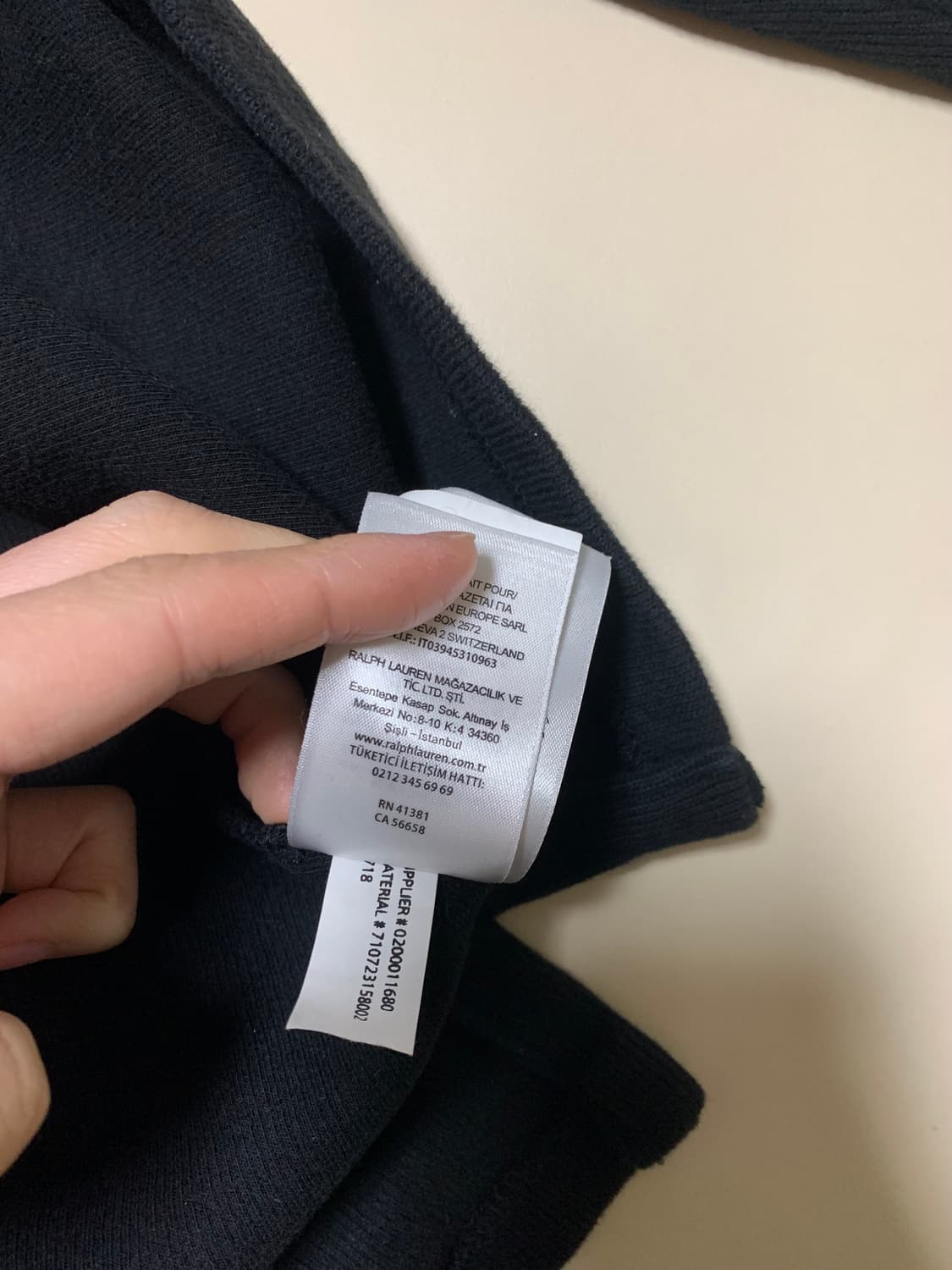 [L] POLO BY RALPH LAUREN 반집업 맨투맨 블랙 상품이미지5