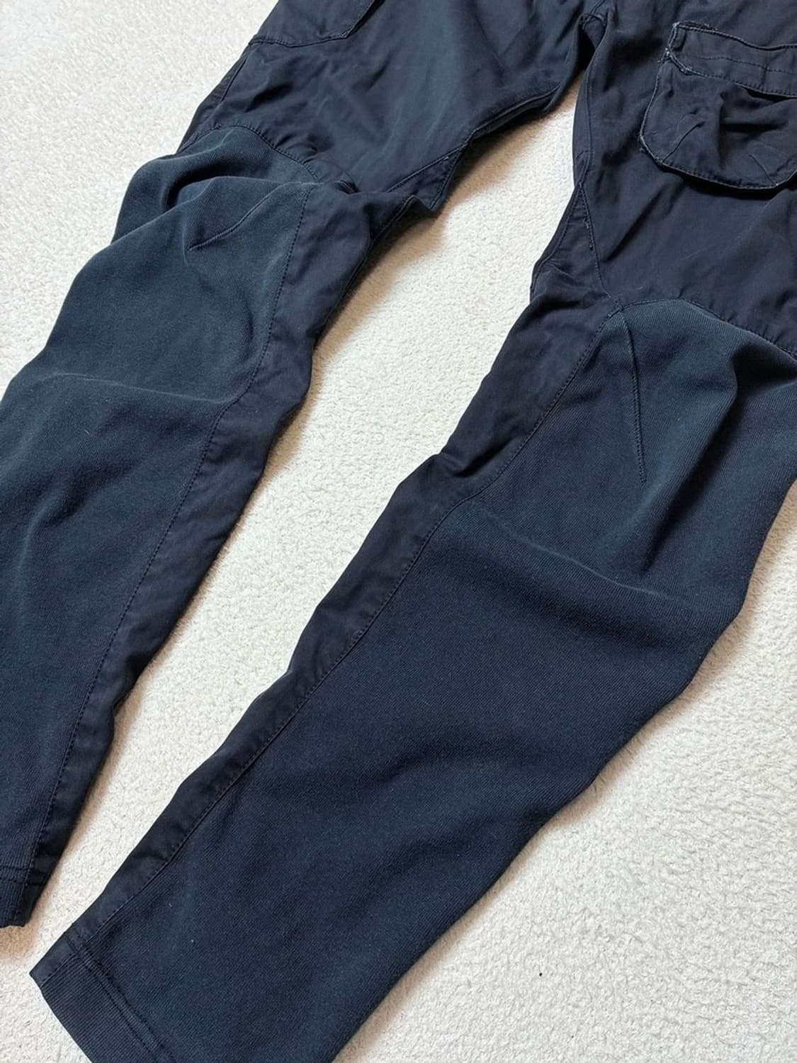 스톤아일랜드 와펜 벨크로 스트레이트 팬츠 PN6702 상품이미지4