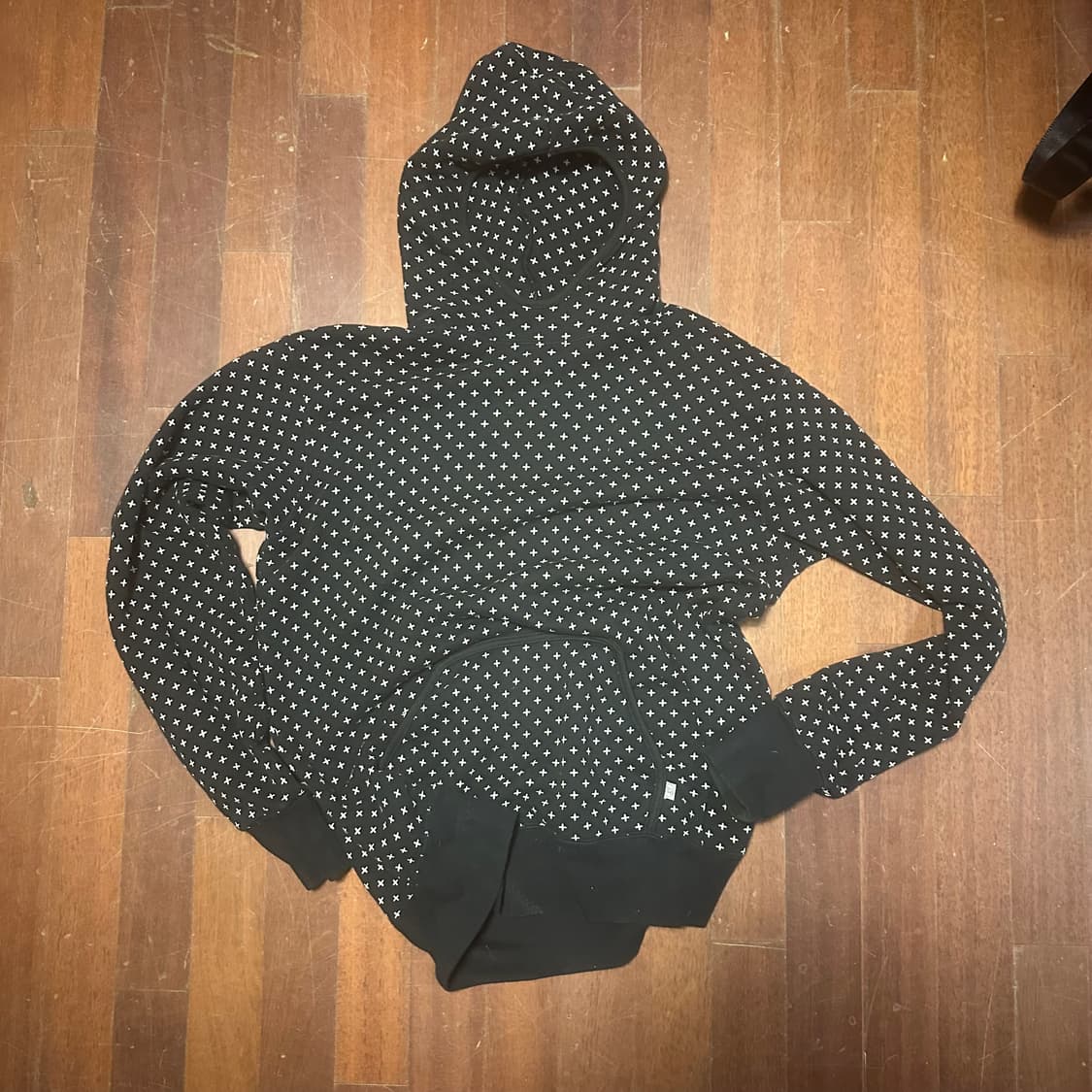 Goodenough 십자가 후드[기무라 타쿠야 착용] 상품이미지1