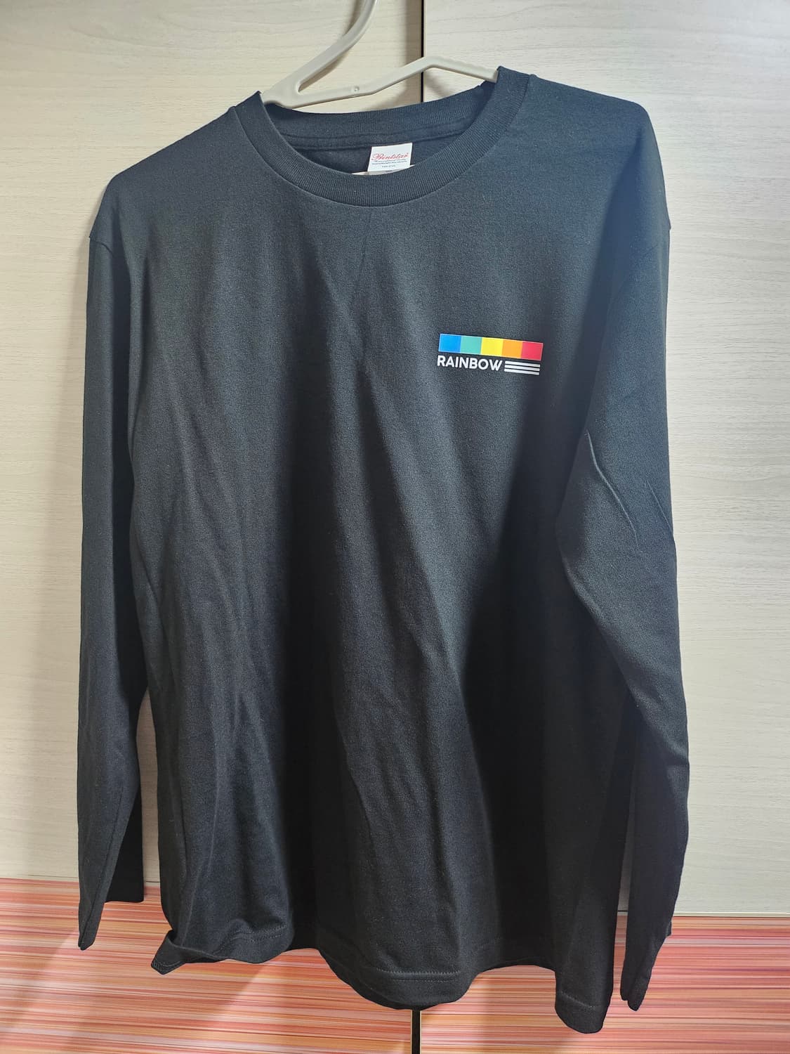 레인보우 블랙긴팔 티셔츠 상품이미지1