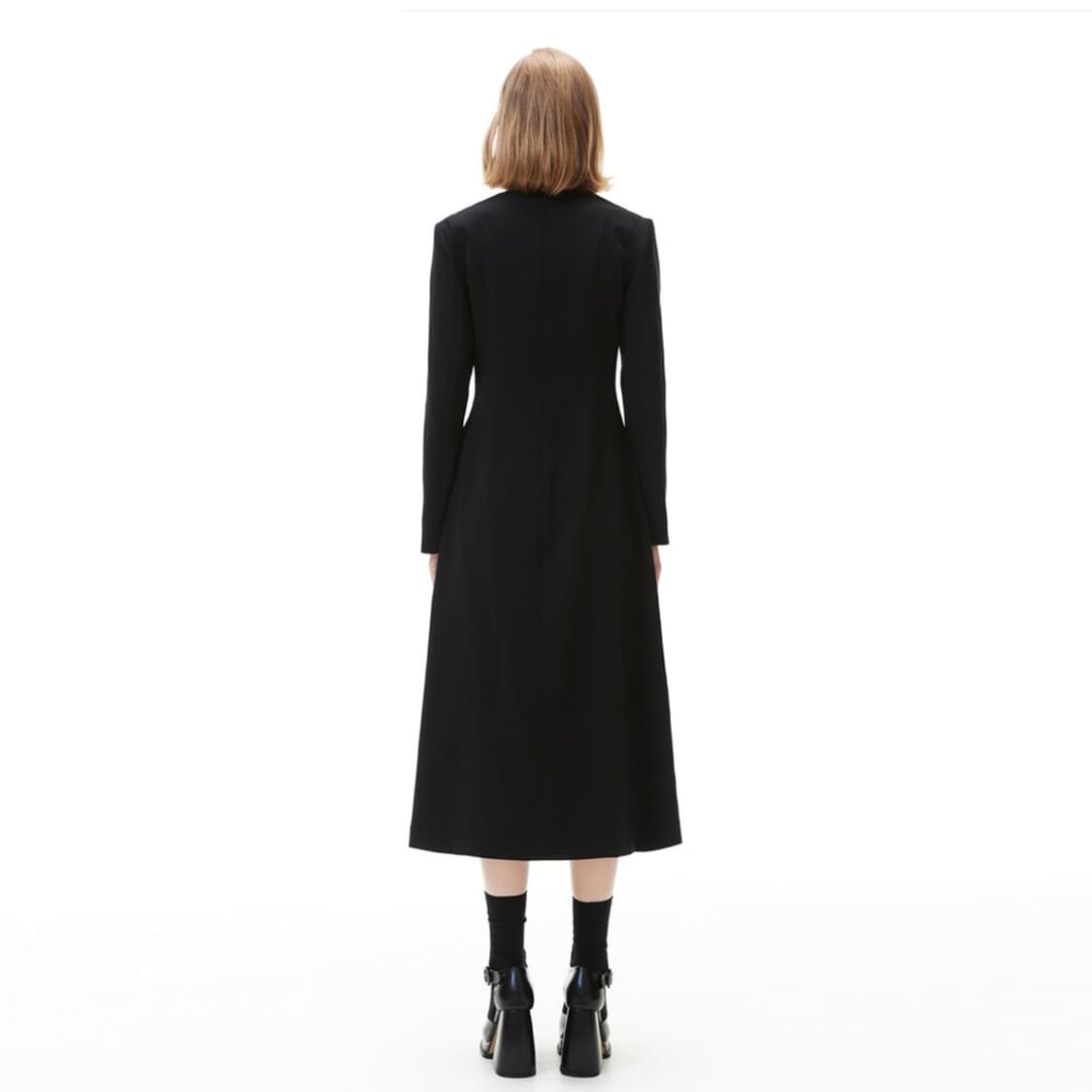 해바이해킴(HAE BY HAEKIM) 컷아웃 볼륨원피스 55 상품이미지4