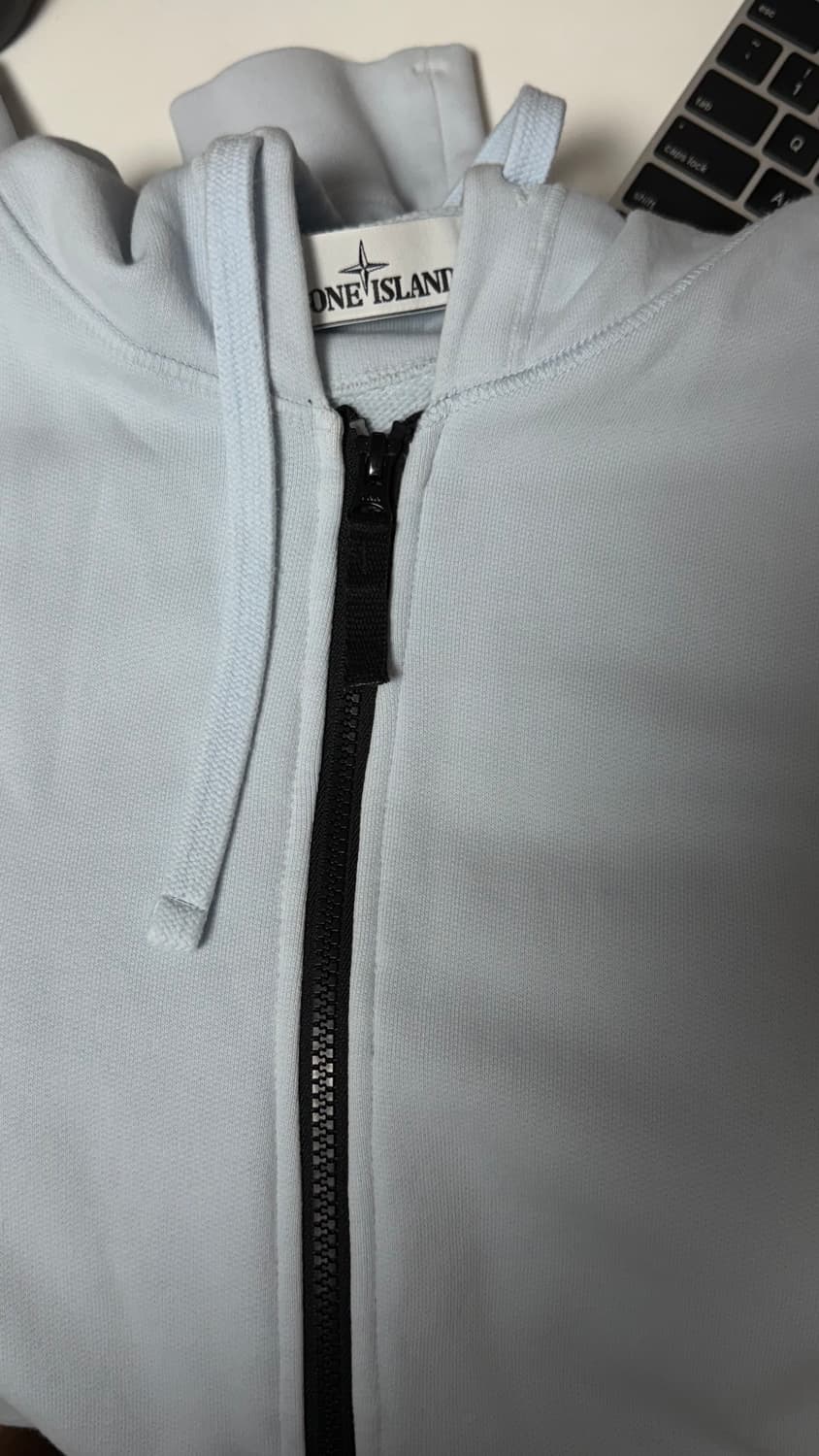 스톤아일랜드 스카이블루 후드집업 상품이미지2