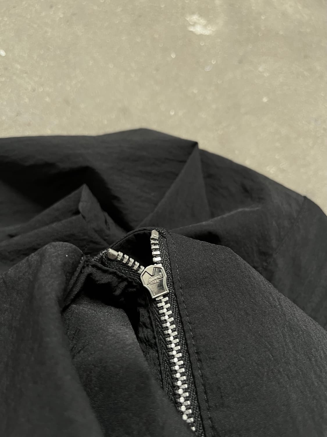 Calvin Klien 나일론 자켓 상품이미지3